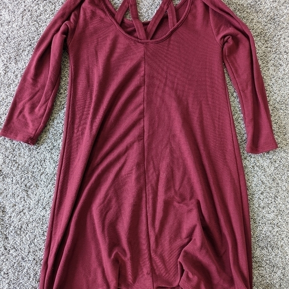 Dress - Picture 7 of 8